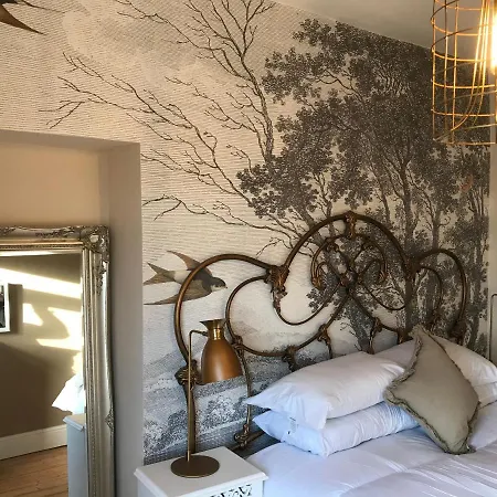 Inglenook *