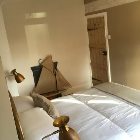 Inglenook * Grange-over-Sands