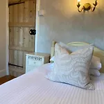 Inglenook *