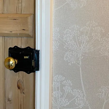 Inglenook * Grange-over-Sands