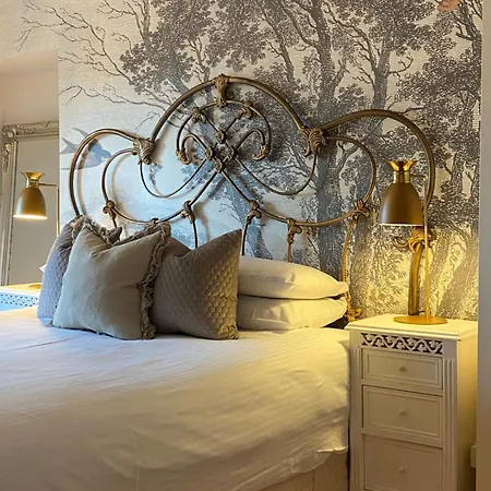 بيت للعطل Inglenook