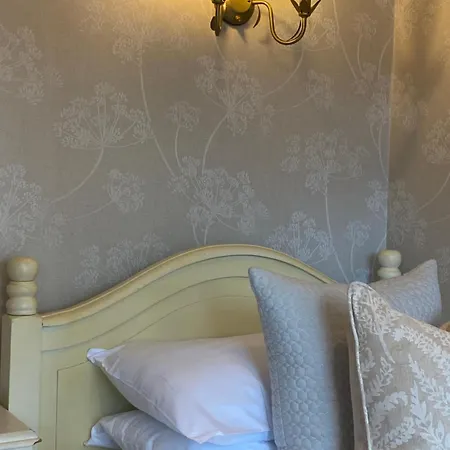 بيت للعطل Inglenook