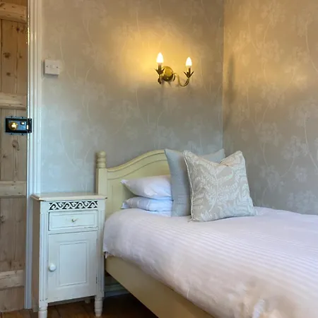 بيت للعطل Inglenook