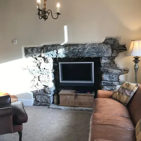 بيت للعطل Inglenook *